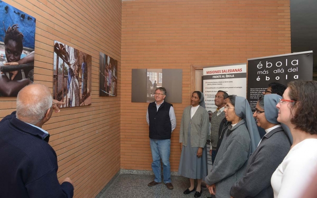 RMG - “Ébola, más allá del ébola”: una exposición fotográfica en la Casa Generalicia