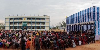 Índia – Inaugurado um novo edifício escolar na aldeia de Nongkyndang