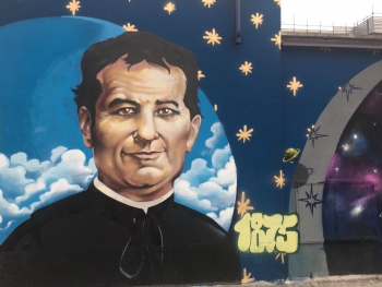 Itália - A "Don Bosco Story" ("História de Dom Bosco") nas paredes de Valdocco