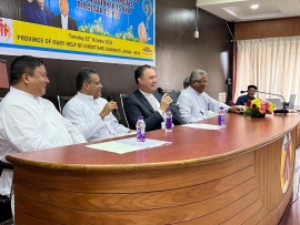 Indie – Przełożony Generalny spotyka się z biskupami i byłymi misjonarzami z północno-wschodniej części kraju