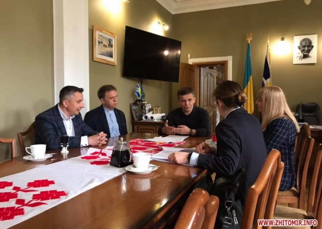 Ucraina – Firmato un accordo con le autorità municipali di Zhytomyr per la costruzione di una scuola salesiana