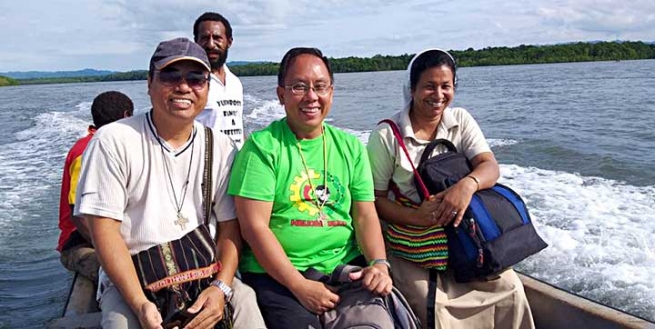 Papúa Nueva Guinea – “Decidí invitar a vivir el espíritu de Don Bosco”: presencia de los Salesianos Cooperadores