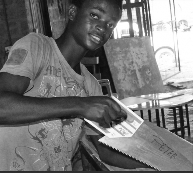 Ghana - Edo: story of a teenager who was able to find his way