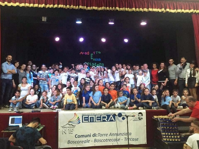 Italy - Emera Project: giving confidence to the most needy young people