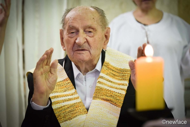 Brasil – El segundo Salesiano más anciano de la Congregación celebra 75 años de sacerdocio: P. Ladislao Klinick