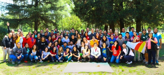 Argentina - "In your embrace, we are Movement": extraordinary assembly of Salesian Youth Movement