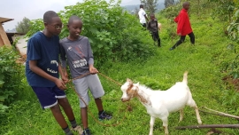 Burundi – Más de 1.600 estudiantes reciben comidas gracias a Salesian Mission y Rise Against Hunger