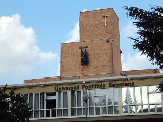 Italia - Renovación de la Oficina de Comunicación y Desarrollo de la Universidad Pontificia Salesiana (UPS)