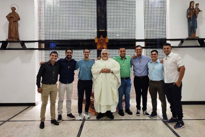 Venezuela - Renewal of religious profession of a group of young Salesians