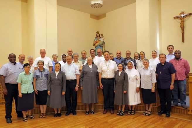 Italie – Salésiens et Filles de Marie Auxiliatrice ensemble : avec le Pape, dans l’Eglise, au service des jeunes