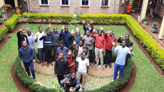 Kenya – Una CASA per i ragazzi di strada e per il Prenoviziato