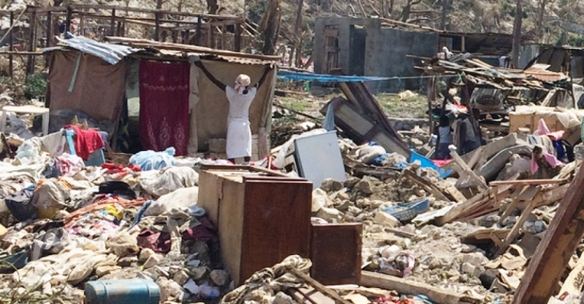 Haiti - Rebuilding safe houses after the emergency