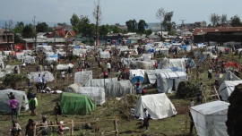 République Démocratique du Congo – Un camp spontané de déplacés de guerre autour de l’œuvre salésienne « Don Bosco Ngangi »