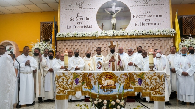 Venezuela - Priestly ordination of Gregory Ruiz sdb