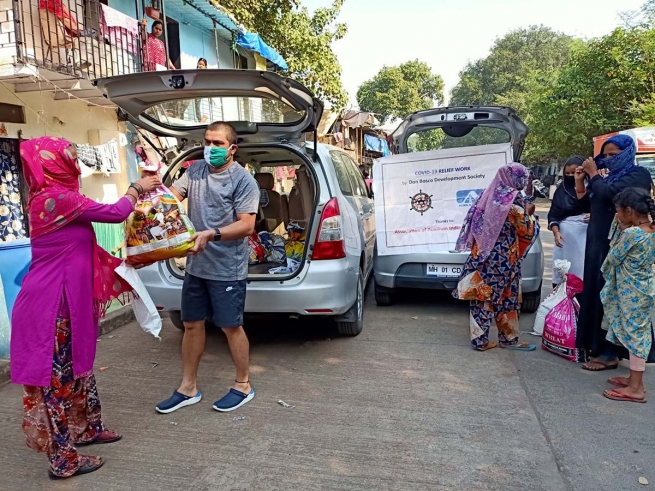 India – Prosegue l’opera di soccorso alla popolazione dell’Ispettoria salesiana di Mumbai
