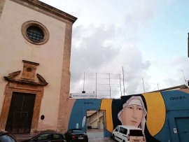 Italia - El oratorio salesiano "Santa Chiara" de Palermo hospeda un taller de sastrería para mujeres y madres