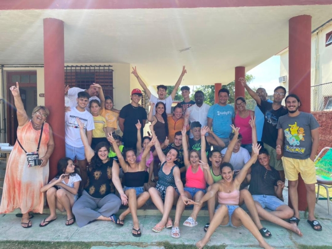 Cuba - Los Salesianos Cooperadores de Santa Clara desarrollaron actividades de formación, juegos y dinámicas con un grupo de 22 jóvenes
