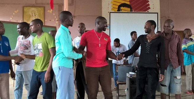 Moçambique – Jovens noviços animam atividades pastorais com reclusos