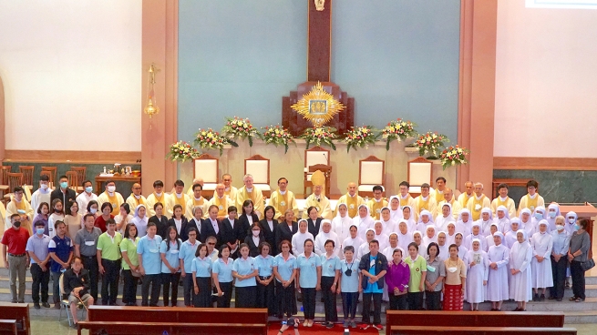Thailand - Thanksgiving Mass for St. Artemide Zatti