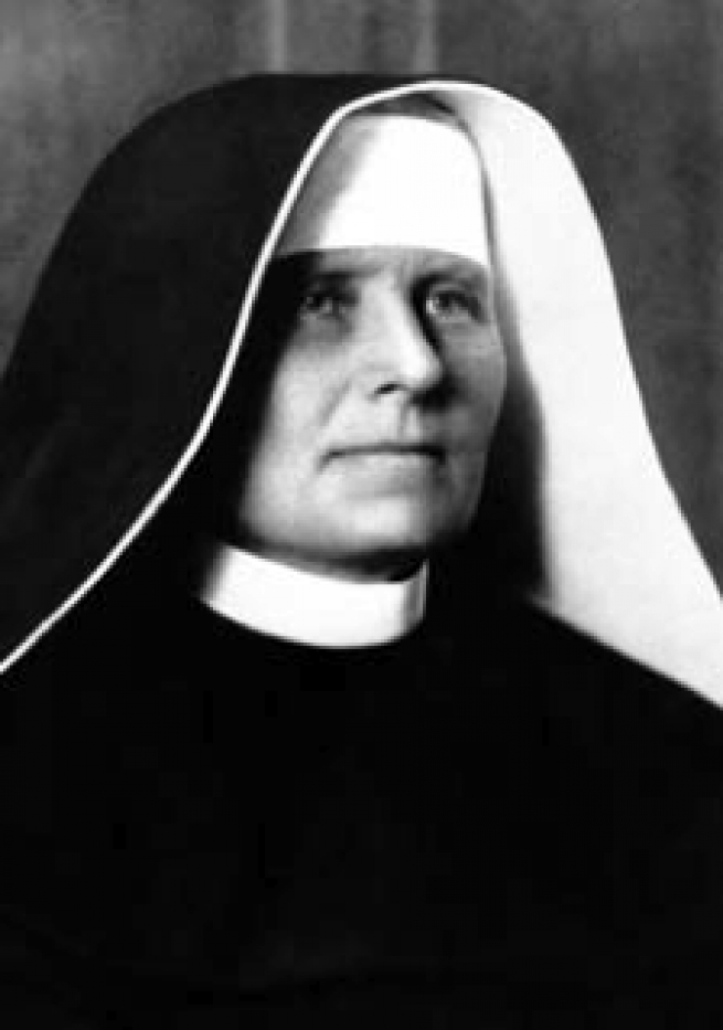 Vaticano - Promulgan el Decreto de Venerabilidad de Madre Anna Kaworek, Cofundadora y 1° Superiora General de la Congregación de las Hermanas de San Miguel Arcángel