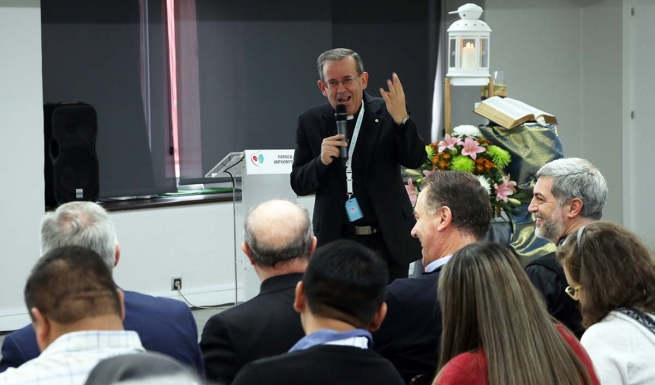 Spain - Fr Attard: "Youth ministry without family is not an authentic pastoral experience"