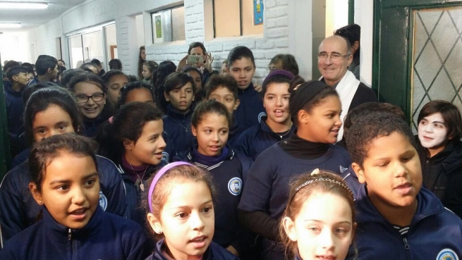 Uruguay – Il cardinale Sturla benedice le nuove sale dell’Opera Sociale ed Educativa Don Bosco