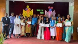 Nepal – Promuovere lo sviluppo femminile attraverso dei corsi di formazione per sarte ed estetiste
