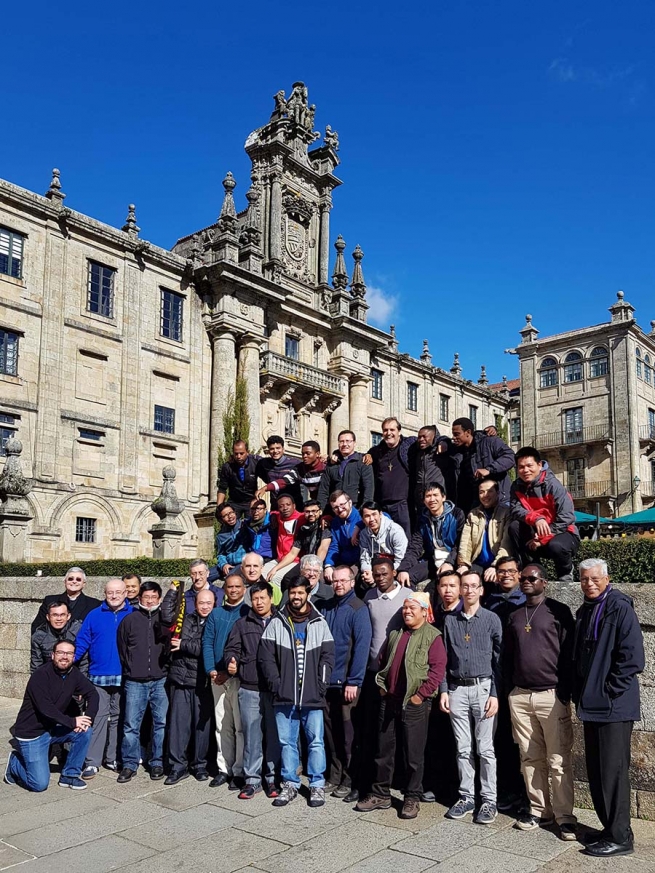 Spain - The young Salesians of Project Europe walk the "Camino de Santiago"