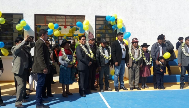 Bolívia – O Presidente da Bolívia entrega nova infraestrutura ao Colégio de Convenio Don Bosco