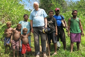 Papua Nuova Guinea – La riflessione di mons. Panfilo sulla “Spiritualità del cortile”