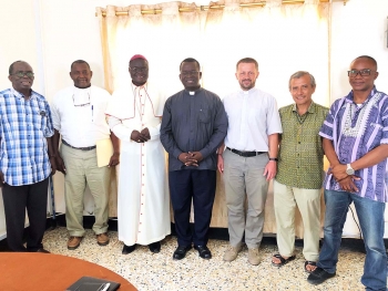 Gâmbia - Assinado protocolo de entendimento entre salesianos e diocese de Banjul