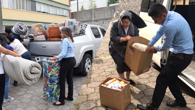 Guatemala - Death and destruction after volcano eruption: Salesian Family alongside victims