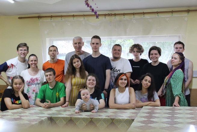 Russia - Animators of the Salesian oratory in Gatchina reflect on family values