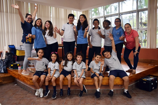 Costa Rica – Students of "CEDES Don Bosco" are finalists in educational projects in Latin America