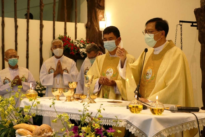 Tailândia – Dia da Família Salesiana