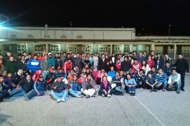 Argentina – “Los alumnos de los talleres comienzan a llegar… la mayoría pobres”: C.F. San José