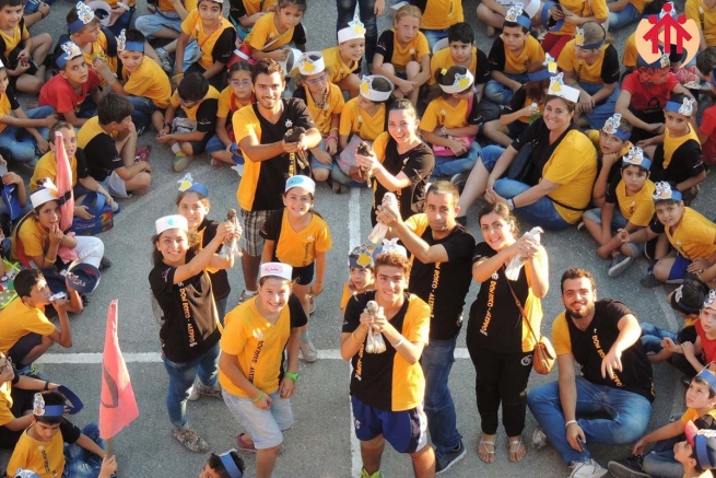 ﻿Syria - Summer Camp stopped by bombs but the young people do not give up