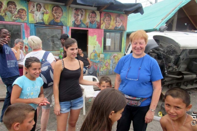 França - Um acampamento de verão para jovens ciganos, graças a "ESPERE"