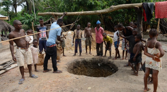 Zambia – Acqua pulita e potabile per le famiglie della parrocchia salesiana di Kazembe