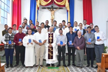 Colombie - Remise des Constitutions aux novices et installation de leur Maître