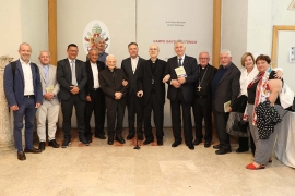 Vatican  – A book that gives an account of the Salesian vitality in the world: “The Charism of Presence and Hope. A year travelling with Fr Ángel Fernández Artime”.