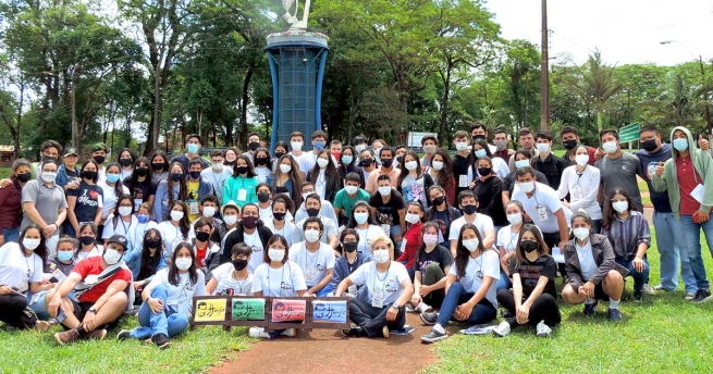 Paraguay - National Meeting of the "Youth Movement for Youth"