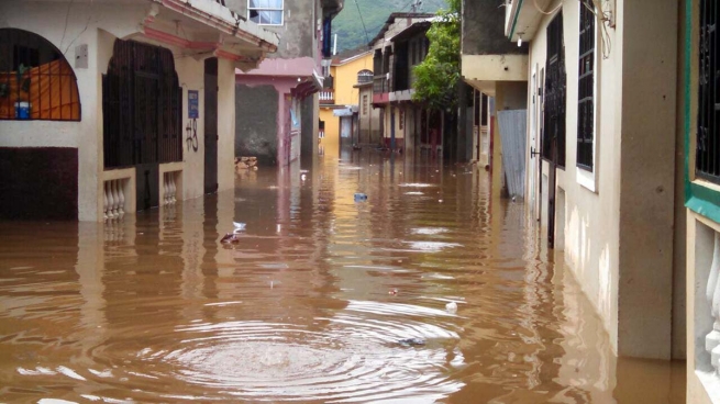 Haití - No hay paz en Haití: una fuerte inundación al norte del país