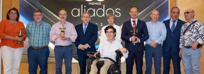 Spain - Salesian Province's solidarity program "Abriendo Puertas" wins award for best initiative for integration
