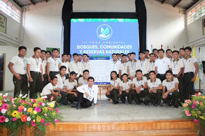 Guatemala – Un Forum ambientale nel Centro Educativo “Don Bosco” di San Pedro Carchá