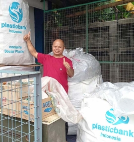 Indonesia – Turning Plastic Bottle Wastes into a Blessing