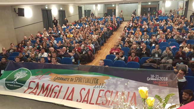 Italy - "Accompanying in Salesian." Reflections and experiences