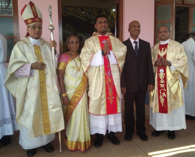 India – Ordinazione sacerdotale del salesiano Arnold Mathias