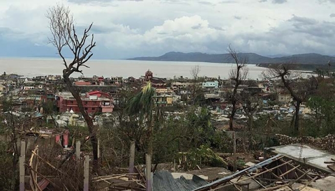 Haití - El huracán Mateo arrasa el país. Daños a la obra de “Les Cayes”