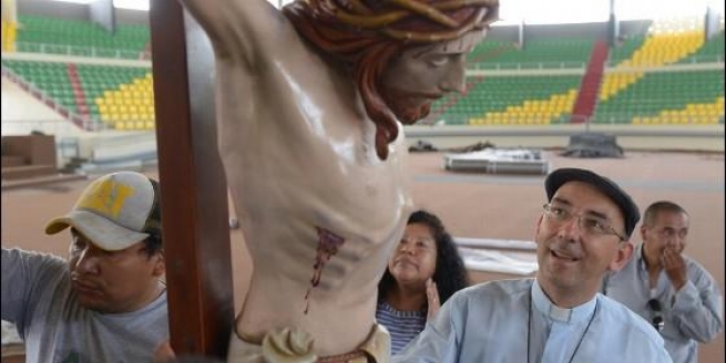 Peru - Salesian craftsmanship again at center of papal celebrations